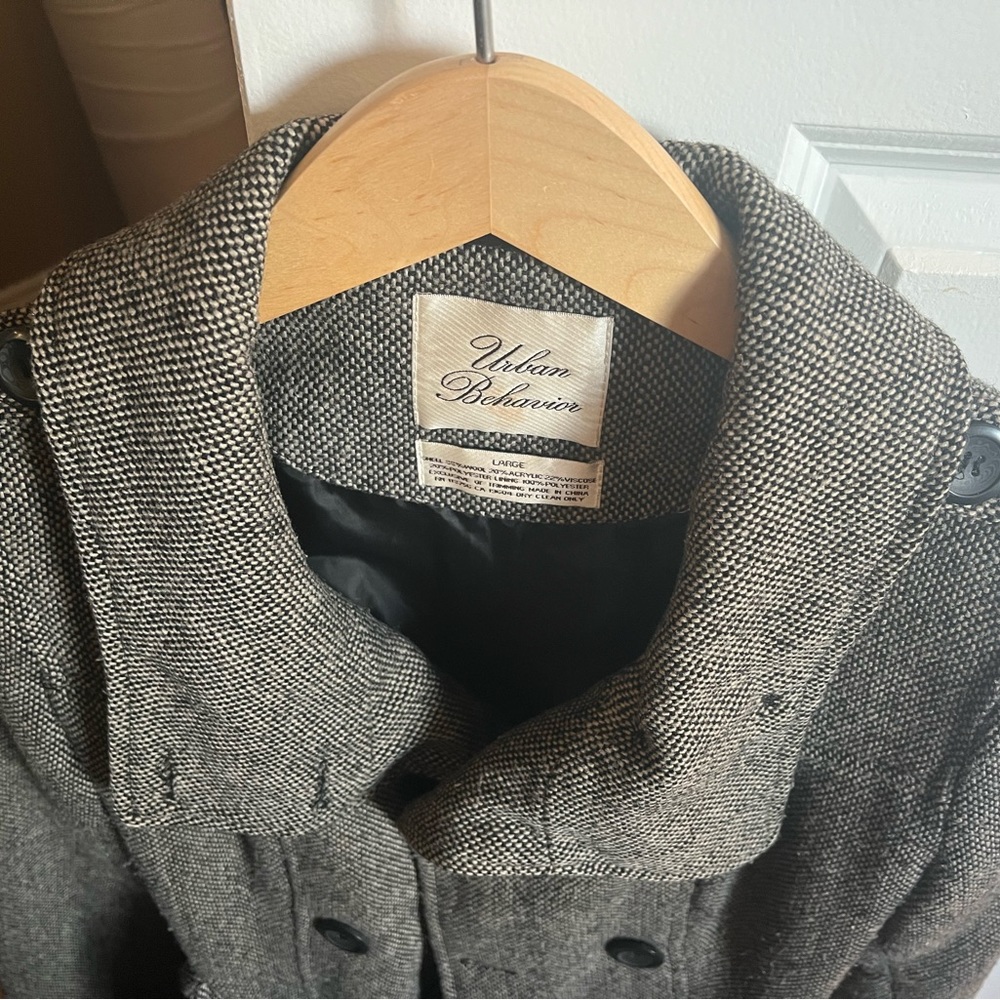 Women’s used coat in good condition coat size large